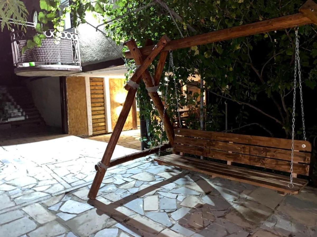 Elegaya Guest House Ijevan Exteriör bild
